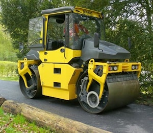 Тандемный каток BOMAG BW 154 AP-4