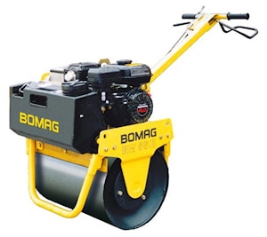 Сопровождаемый одновальцовый виброкаток BOMAG BW 55 E