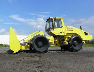 Компактор для мусора BOMAG BC 462 RB
