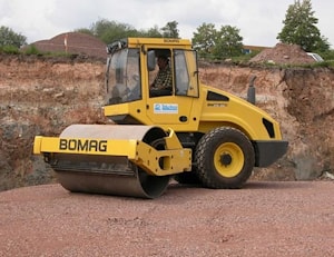 Грунтовые катки BOMAG BW 179 DH-4 и BW 179 PDH-4