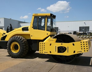 Грунтовый каток BOMAG BW 226 DH-4 BVC